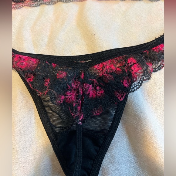 Beautiful mesh and lace floral lingerie, set pink and black sexy set size medium - Picture 4 of 16